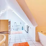 Lovely In With Kitchen Feriehus *
