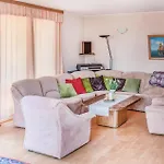 Feriehus Lovely In With Kitchen