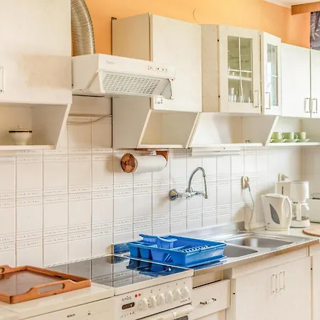 Lovely Home In Kolobrzeg With Kitchen Holiday home *