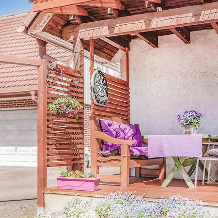 Lovely In With Kitchen Nyaraló *